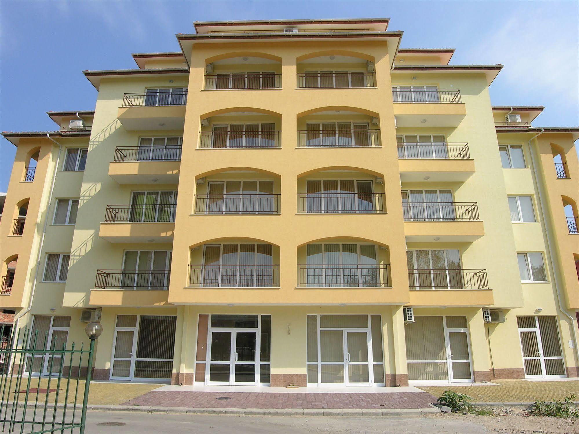 Sunflower Complex Σάνι Μπιτς Εξωτερικό φωτογραφία